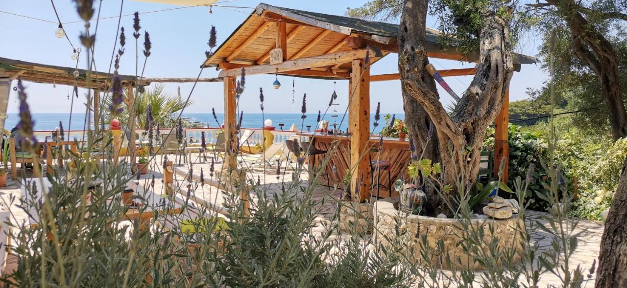 Pelekas Beach Apartments Rolling Stone Exterior foto
